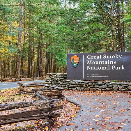 Cubs Corner Villa Gatlinburg Ngoại thất bức ảnh